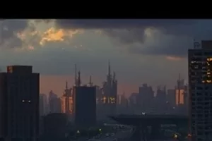 《旧书店的午夜》封面，打烊书店里仍亮着的一盏台灯